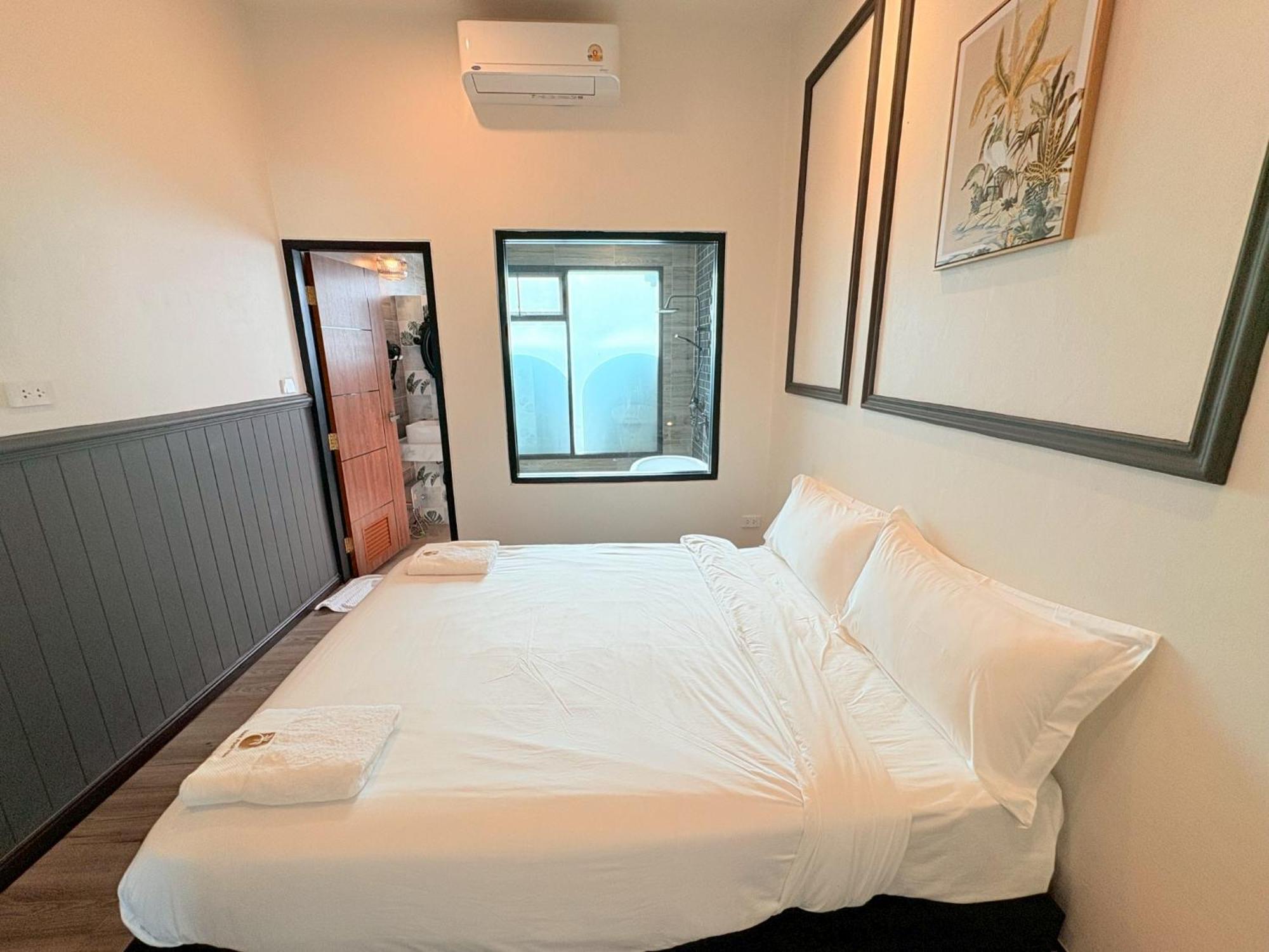 Brittany Pool Villa-pattaya