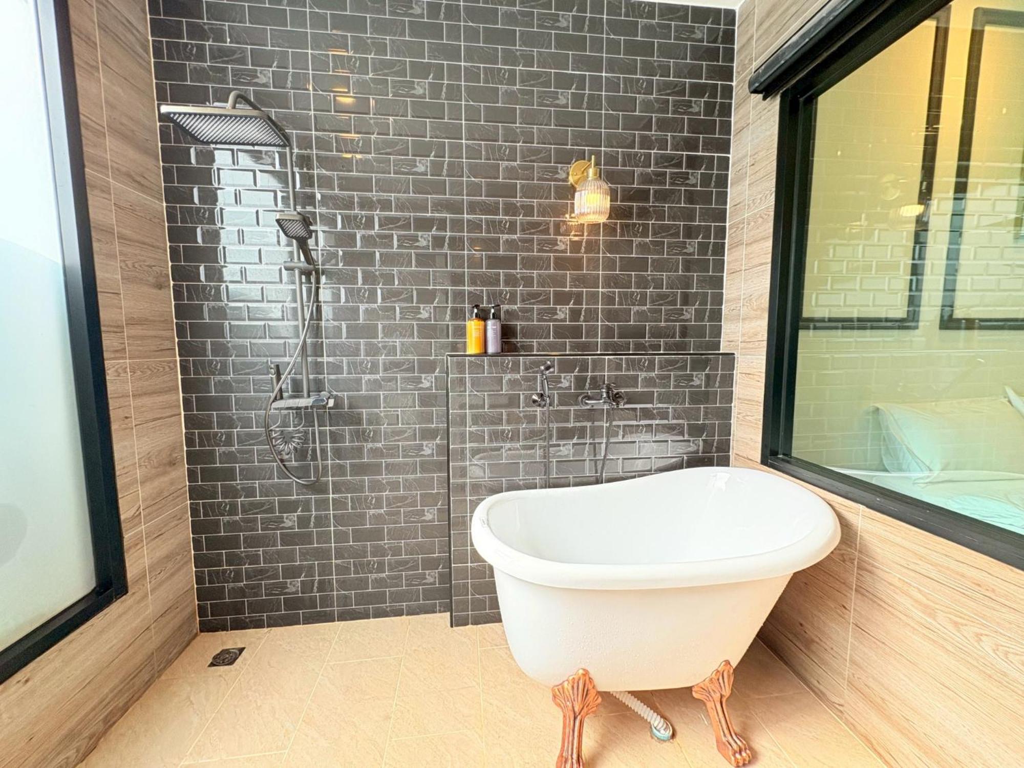 Brittany Pool Villa-pattaya