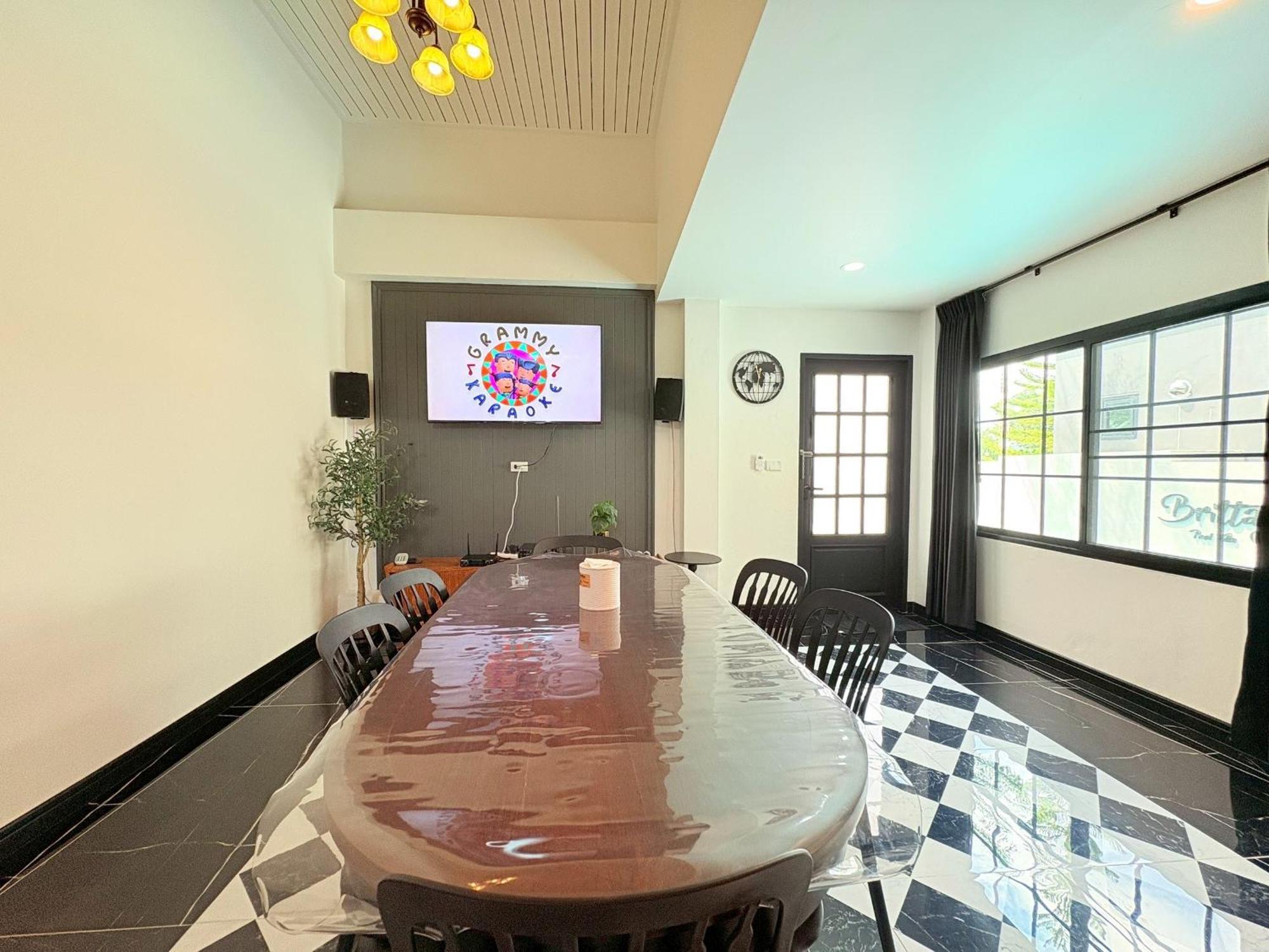 Brittany Pool Villa-pattaya *