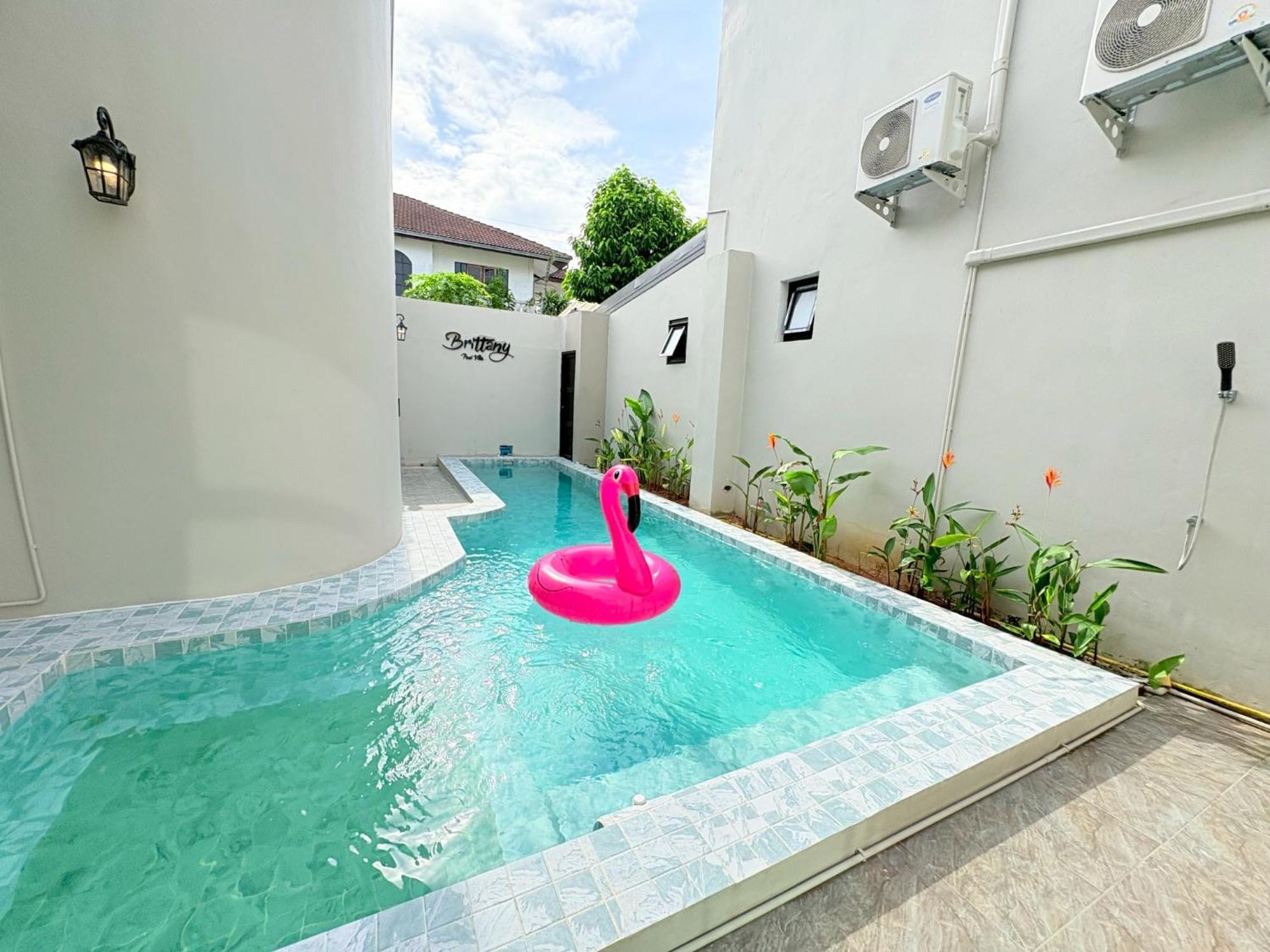 Brittany Pool Villa-pattaya Villa