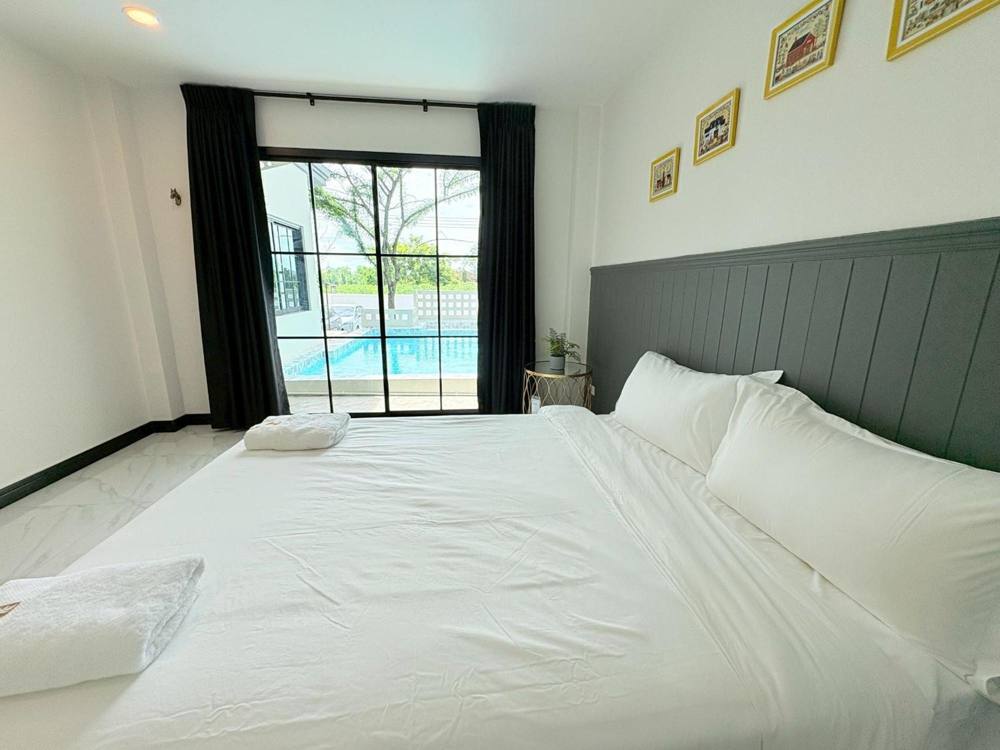 Brittany Pool Villa-pattaya * Na Chom Thian